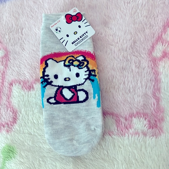 Hello Kitty Bundle - Picture 3 of 6